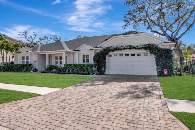 3808 W BARCELONA STREET, Tampa, FL 33629