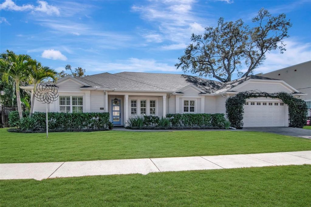 3808 W BARCELONA STREET, Tampa, FL 33629