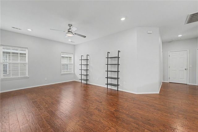 4435 W Pecan Street, Fayetteville, AR 72704