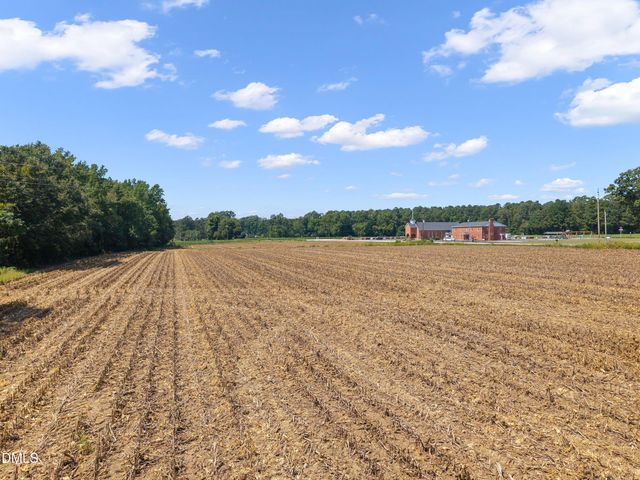 6086 Nc 231, Middlesex, NC 27557