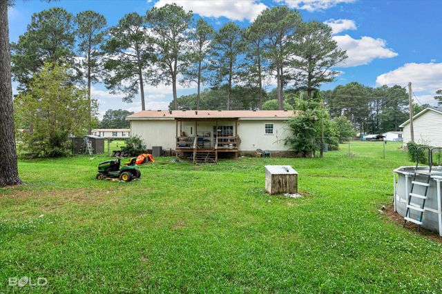 8256 Sophie Lane, Greenwood, LA 71033