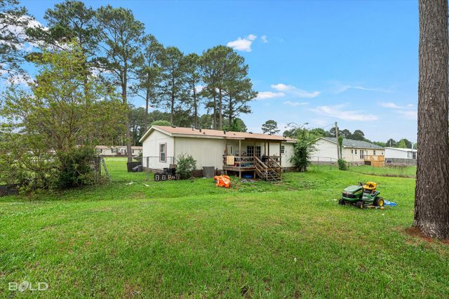 8256 Sophie Lane, Greenwood, LA 71033