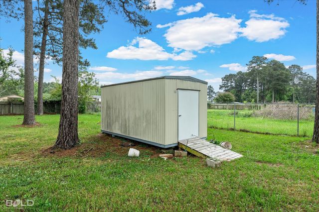 8256 Sophie Lane, Greenwood, LA 71033