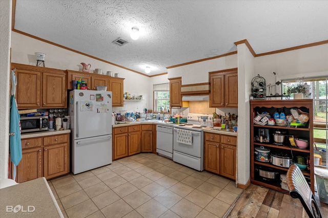 8256 Sophie Lane, Greenwood, LA 71033
