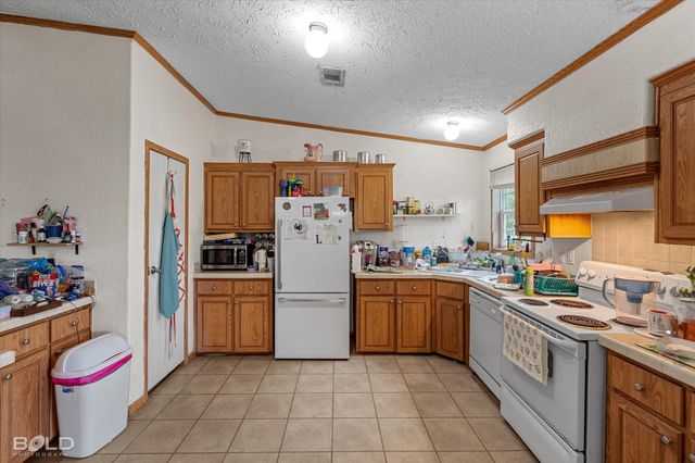 8256 Sophie Lane, Greenwood, LA 71033