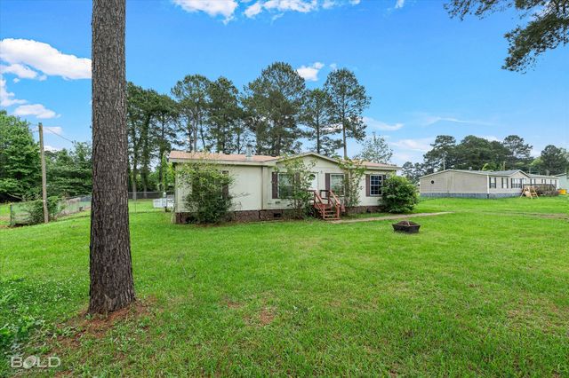 8256 Sophie Lane, Greenwood, LA 71033