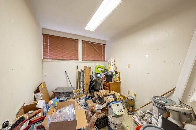 407 S Crockett, Edgewood, TX 75117