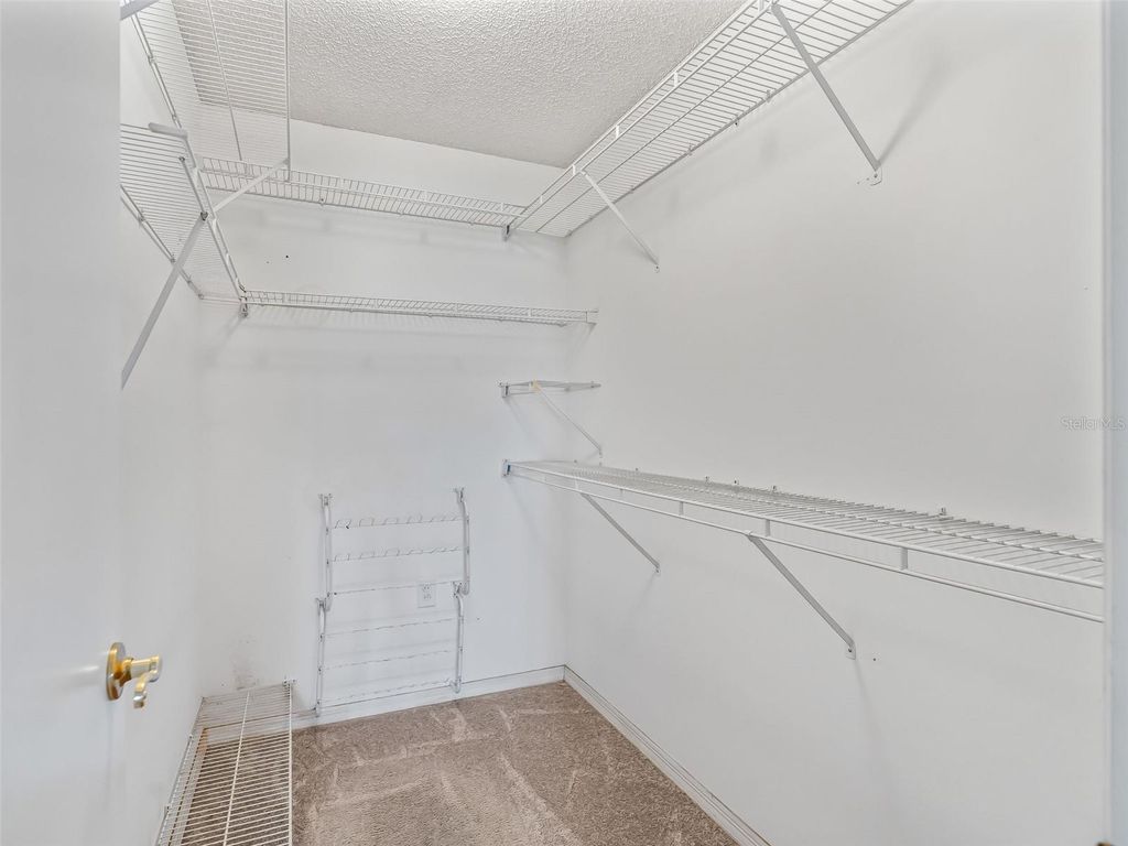 Image 14 of property listing at 877 CORTEZ AVENUE, The Villages, FL 32159