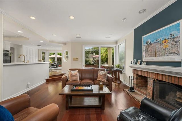 57 Emerald, Irvine, CA 92614