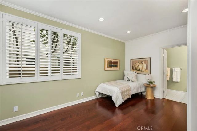 57 Emerald, Irvine, CA 92614