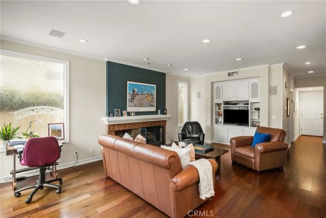 57 Emerald, Irvine, CA 92614