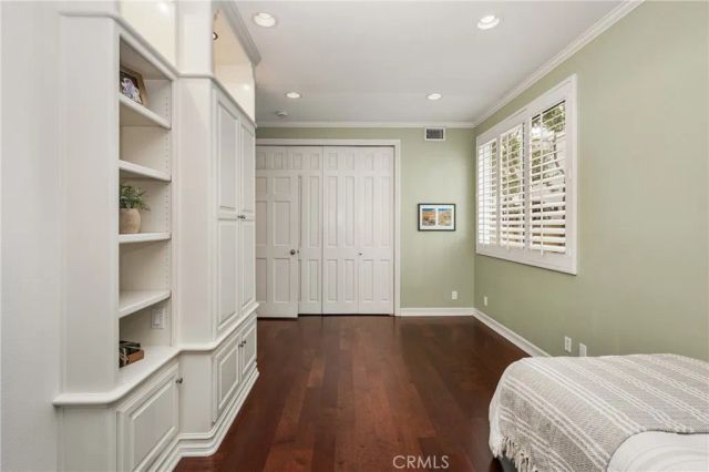 57 Emerald, Irvine, CA 92614