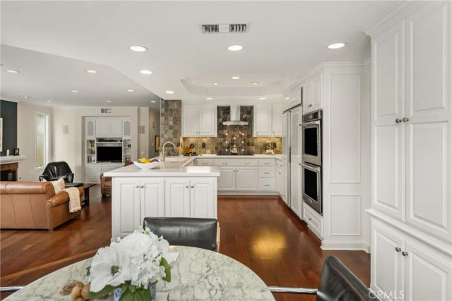 57 Emerald, Irvine, CA 92614