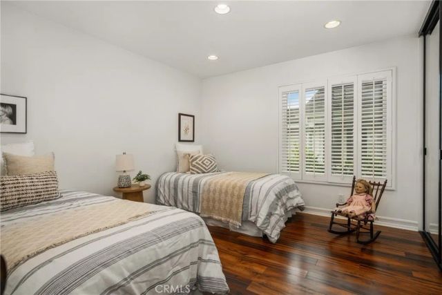 57 Emerald, Irvine, CA 92614