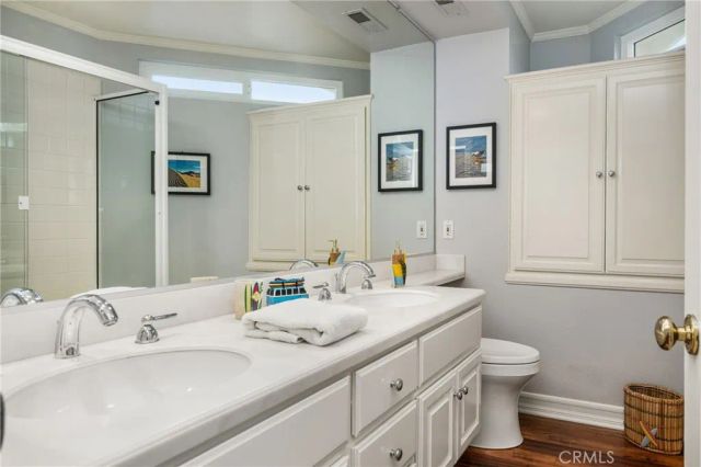 57 Emerald, Irvine, CA 92614