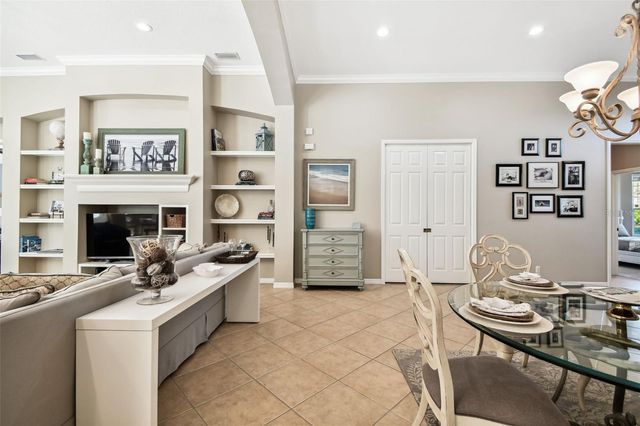 7328 LAKE FOREST GLEN, Lakewood Ranch, FL 34202