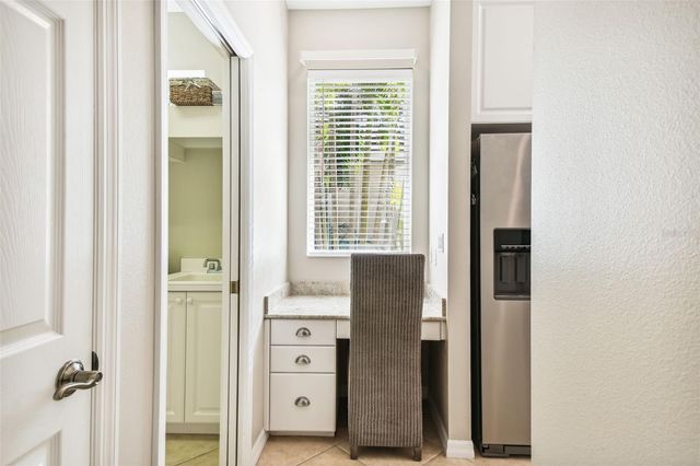 7328 LAKE FOREST GLEN, Lakewood Ranch, FL 34202