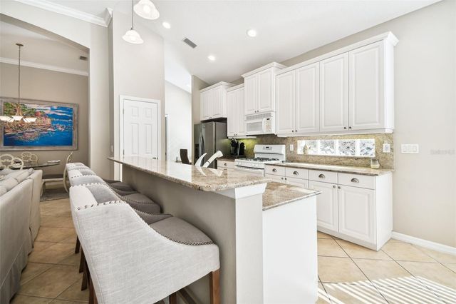 7328 LAKE FOREST GLEN, Lakewood Ranch, FL 34202