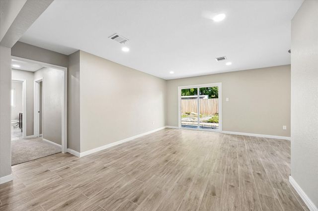 4315 Kelling Street, Houston, TX 77045