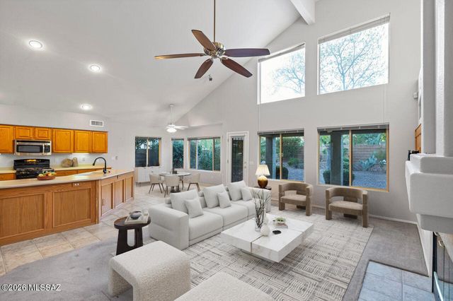 497 E Marshall Peak Drive, Oro Valley, AZ 85755