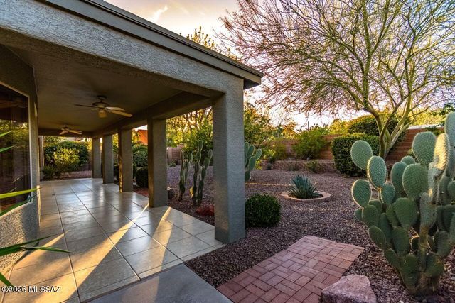497 E Marshall Peak Drive, Oro Valley, AZ 85755