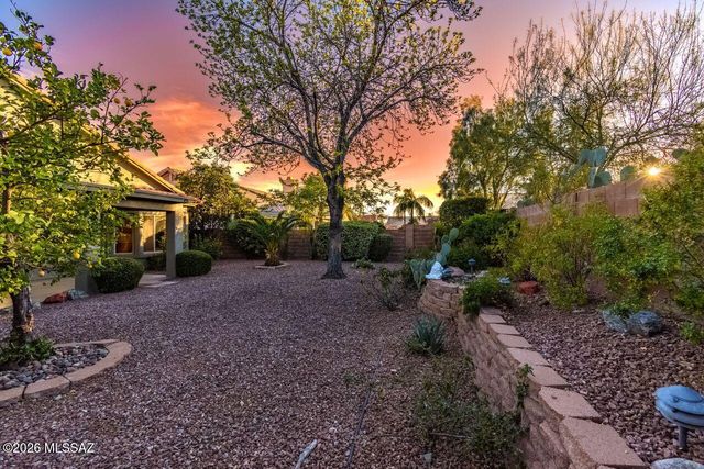 497 E Marshall Peak Drive, Oro Valley, AZ 85755