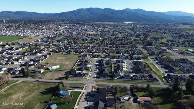 8029 N Pasture View ST, Post Falls, ID 83854