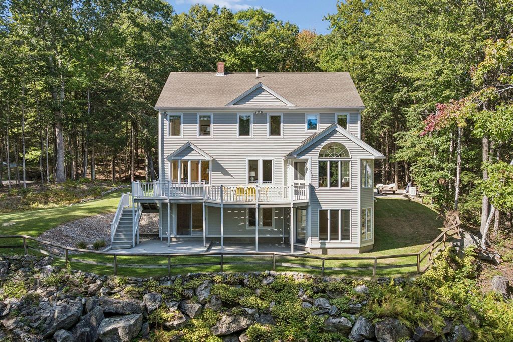 10 Grist Mill Road, Falmouth, ME 04105 — exterior