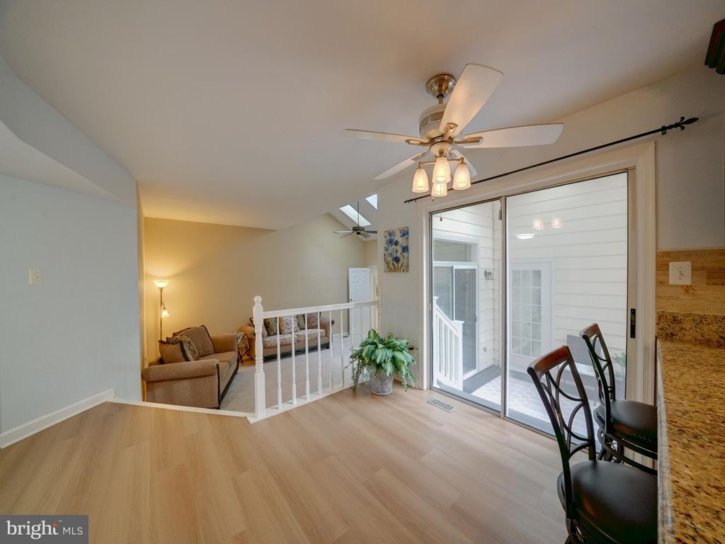 Image 21 of property listing at 2813 CABIN CREEK DR, Burtonsville, MD 20866