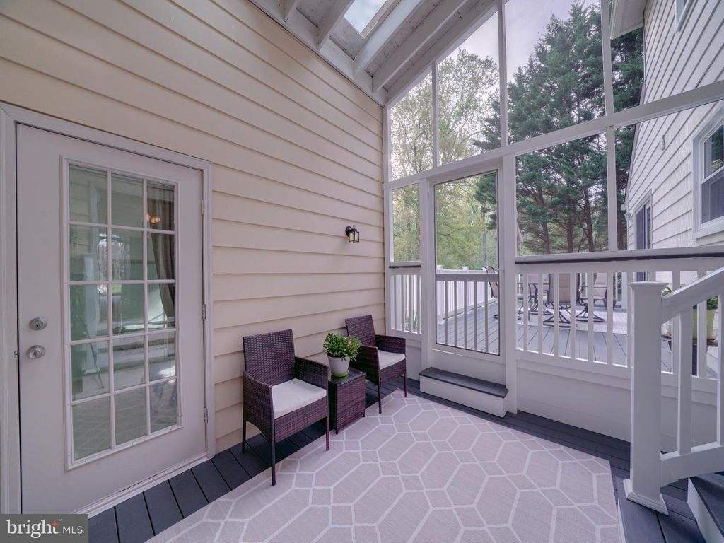 Image 29 of property listing at 2813 CABIN CREEK DR, Burtonsville, MD 20866