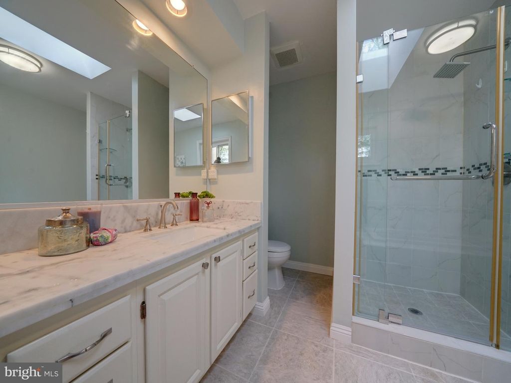 Image 51 of property listing at 2813 CABIN CREEK DR, Burtonsville, MD 20866