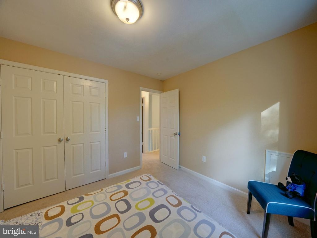 Image 54 of property listing at 2813 CABIN CREEK DR, Burtonsville, MD 20866