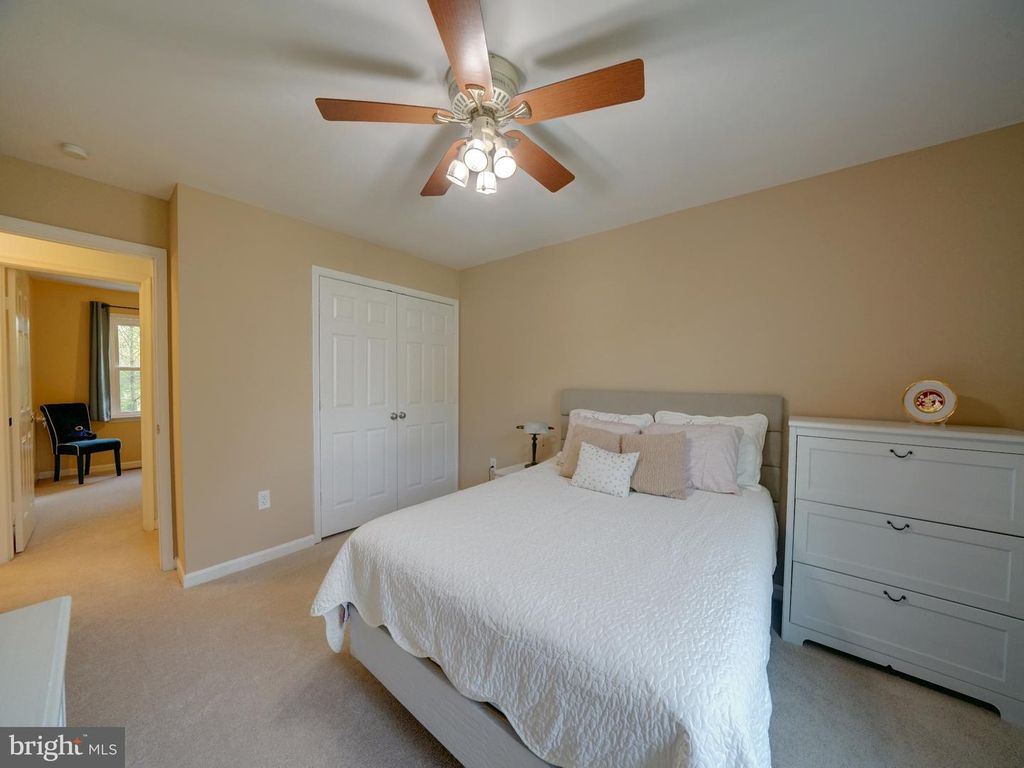 Image 59 of property listing at 2813 CABIN CREEK DR, Burtonsville, MD 20866