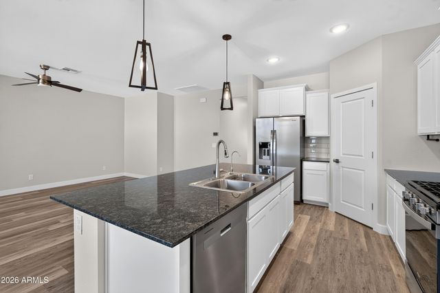 20057 N GRANTHAM Road, Maricopa, AZ 85138
