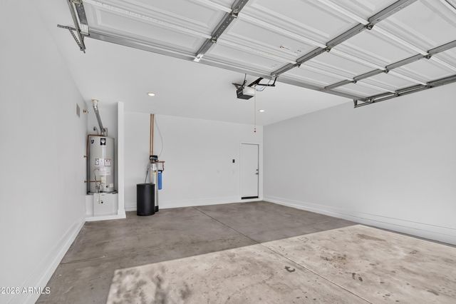20057 N GRANTHAM Road, Maricopa, AZ 85138