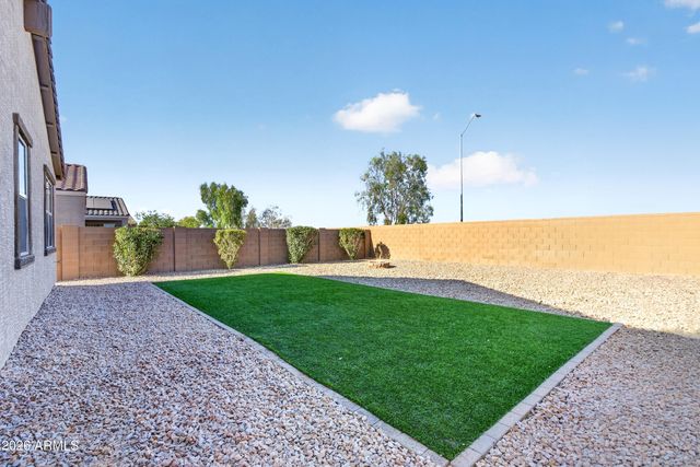 20057 N GRANTHAM Road, Maricopa, AZ 85138