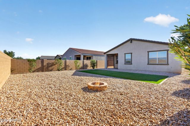 20057 N GRANTHAM Road, Maricopa, AZ 85138