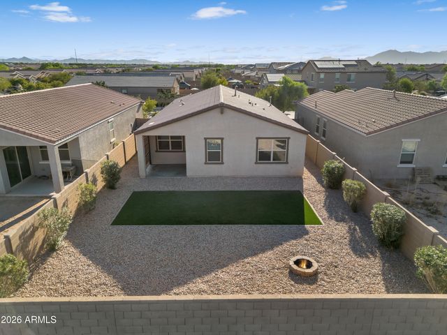 20057 N GRANTHAM Road, Maricopa, AZ 85138