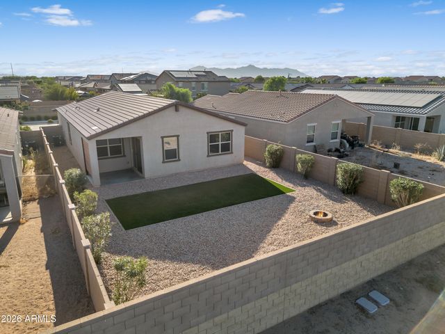 20057 N GRANTHAM Road, Maricopa, AZ 85138