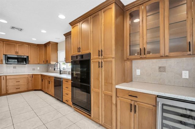 3992 ORCHARD HILL CIRCLE, Palm Harbor, FL 34684