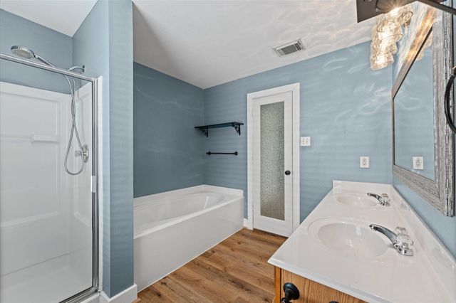 11929 Sanspereil Drive, Houston, TX 77047