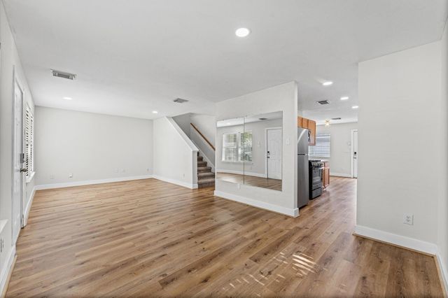 11929 Sanspereil Drive, Houston, TX 77047