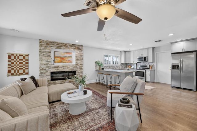 8312 Berman Walk Way, Citrus Heights, CA 95610