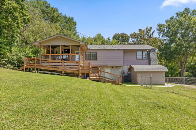2404 Horseshoe Drive, Soddy Daisy, TN 37379