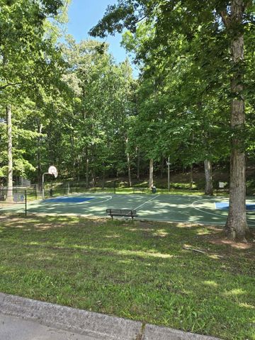 2404 Horseshoe Drive, Soddy Daisy, TN 37379