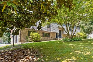 2404 Horseshoe Drive, Soddy Daisy, TN 37379