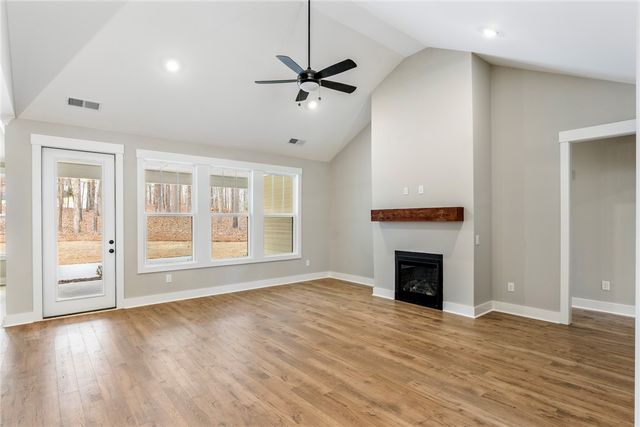 117 FALCON CREST WAY Way, Pickens, SC 29671