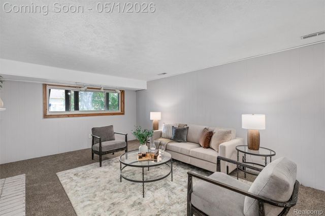 42646 Somerset Drive, Canton Charter Township, MI 48187