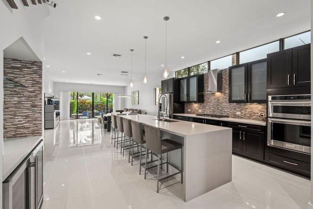 928 NE 16th Avenue 928, Fort Lauderdale, FL 33304