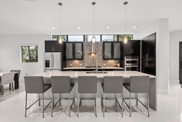 928 NE 16th Avenue 928, Fort Lauderdale, FL 33304